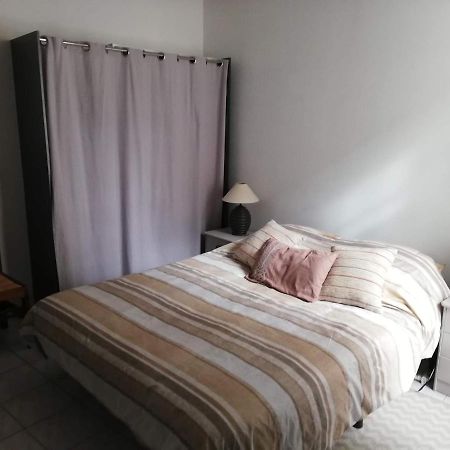 Orange: Appartement Pratique Et Idealement Place Оранж Экстерьер фото